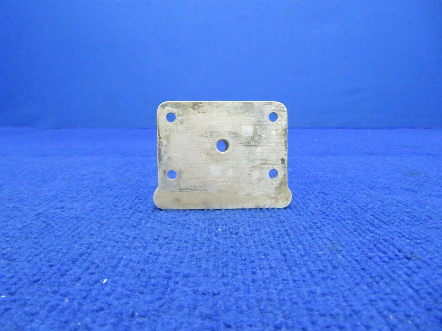 Cessna 310 Retainer LH Truss Drag Brace Assembly P/N 0842105-1 (0422-432)