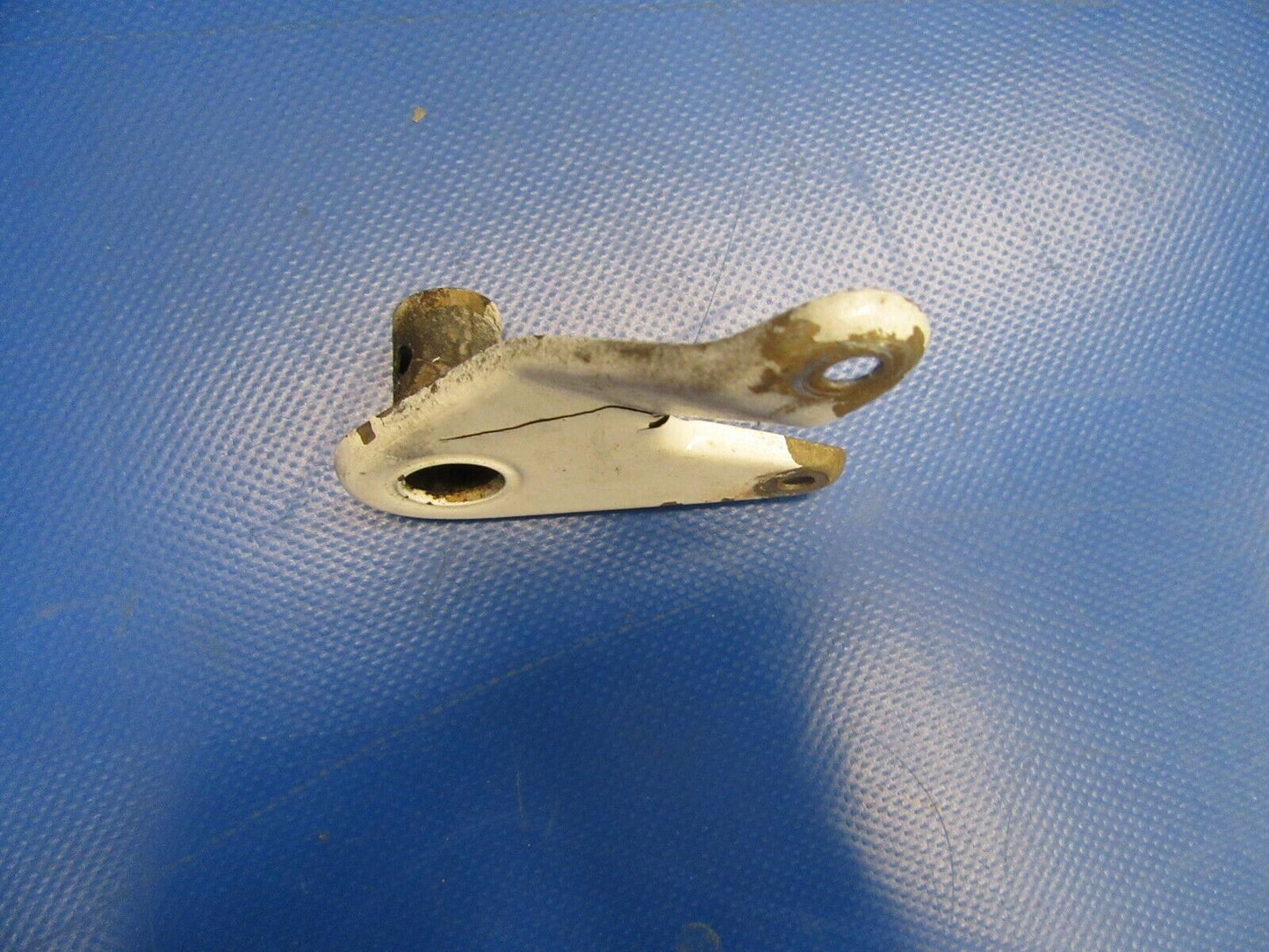Beech Bonanza A36 Cowl Flap Control Bellcrank P/N 002-410053-3 (0719-109)