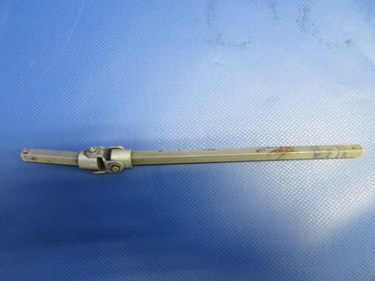 Cessna 172 Fuel Selector valve Shaft Assy P/N 0511157-14 (0224-1117)