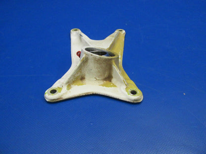 Piper PA-24-250 Comanche Main Gear Fitting FWD LH 20757-00, 20757-000 (1219-118)