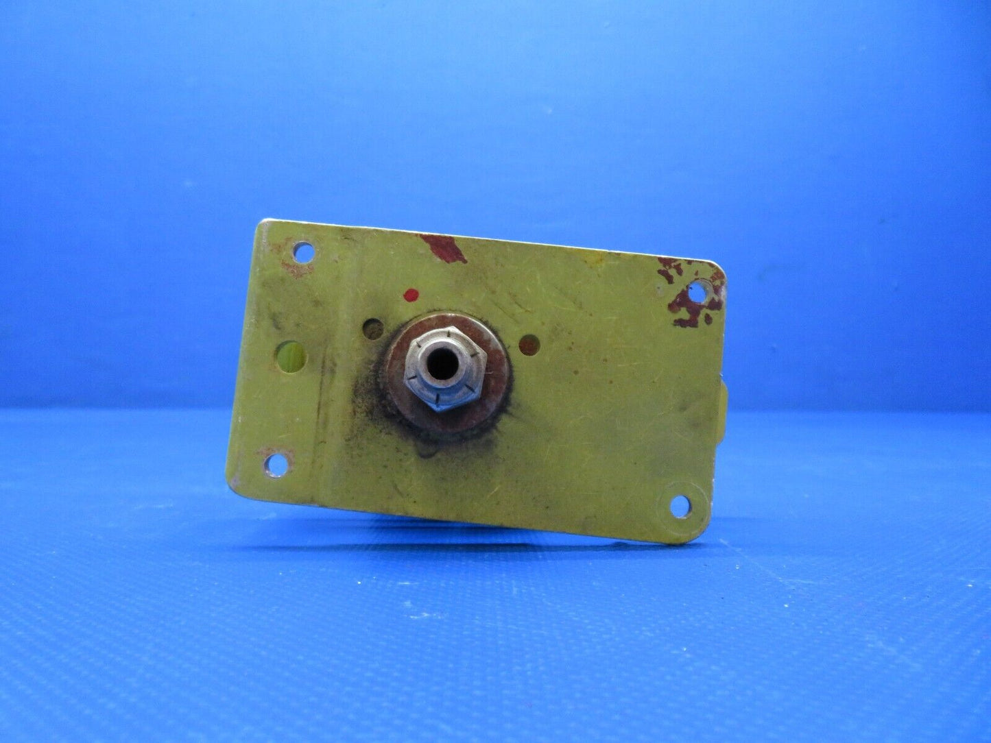 Piper PA-24-180 Comanche RH Control Wheel Tube w/ Roller 20975-00 (1223-274)