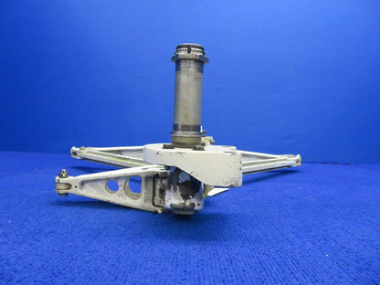 Beech 58 Baron Main Gear RH P/N 95-810002-36 (0422-01)