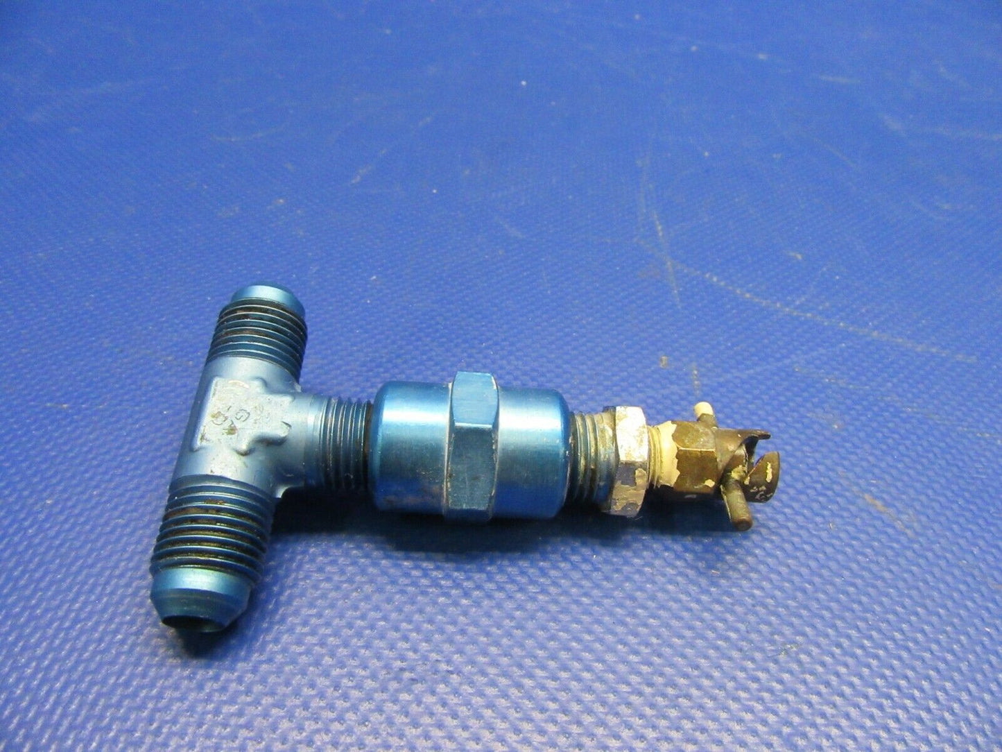 Beech 95-B55 Baron Valve Fuel Tank Drain CCA3400 (0721-300)