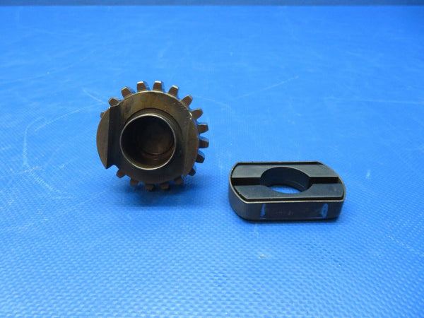 Continental IO470-U Magneto & Accessory Drive Gear Assy P/N 629076 (0324-141)