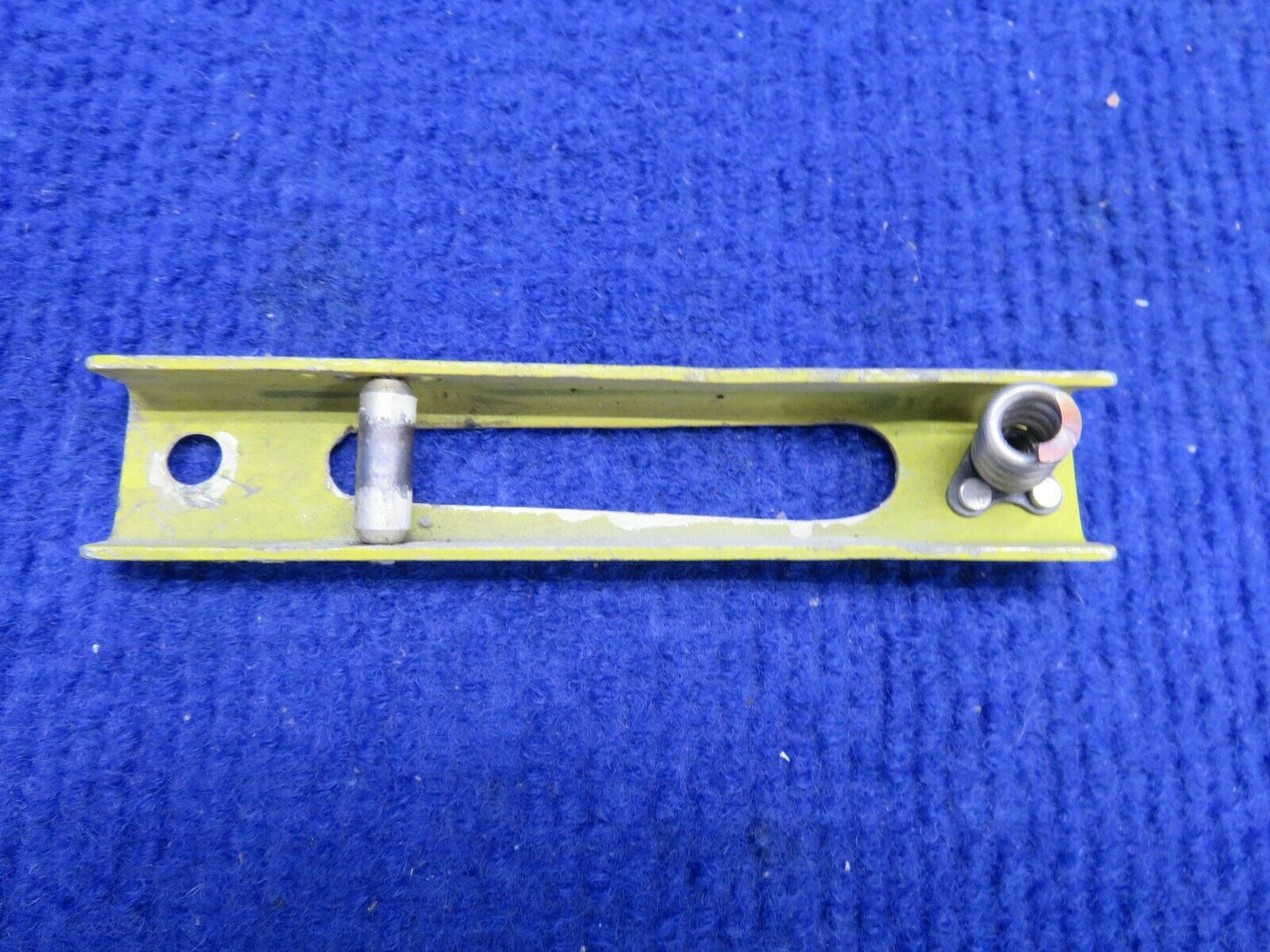 Beech 58 Baron Support Cabin Door Latch Upper P/N 35-410456-33 (0322-539)