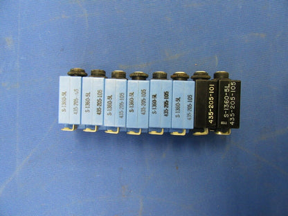 Cessna 182P Wood Electric Circuit Breaker 5 AMP S-1360-5L LOT OF 8 (0920-352)