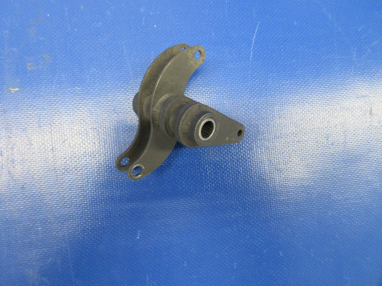 Cessna 210 Bellcrank Assy Spring Door Actuator P/N 1241070-6 (1223-698)