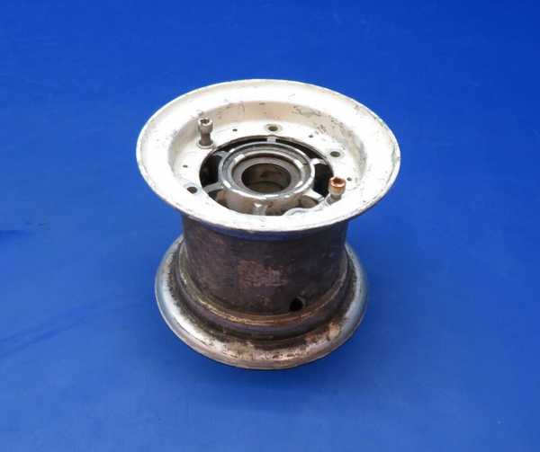 Cessna 401 McCauley Nose Wheel 6.00 x 6 P/N 9910194-1, 9910194-5 (0523-246)