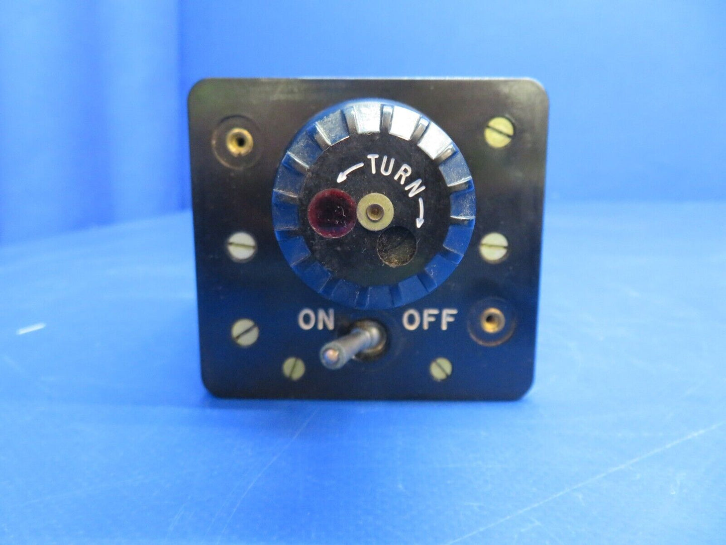 Pittsburgh Reflector Co. Type B-7 Cockpit Extension Lamp P/N D-346 (1022-744)