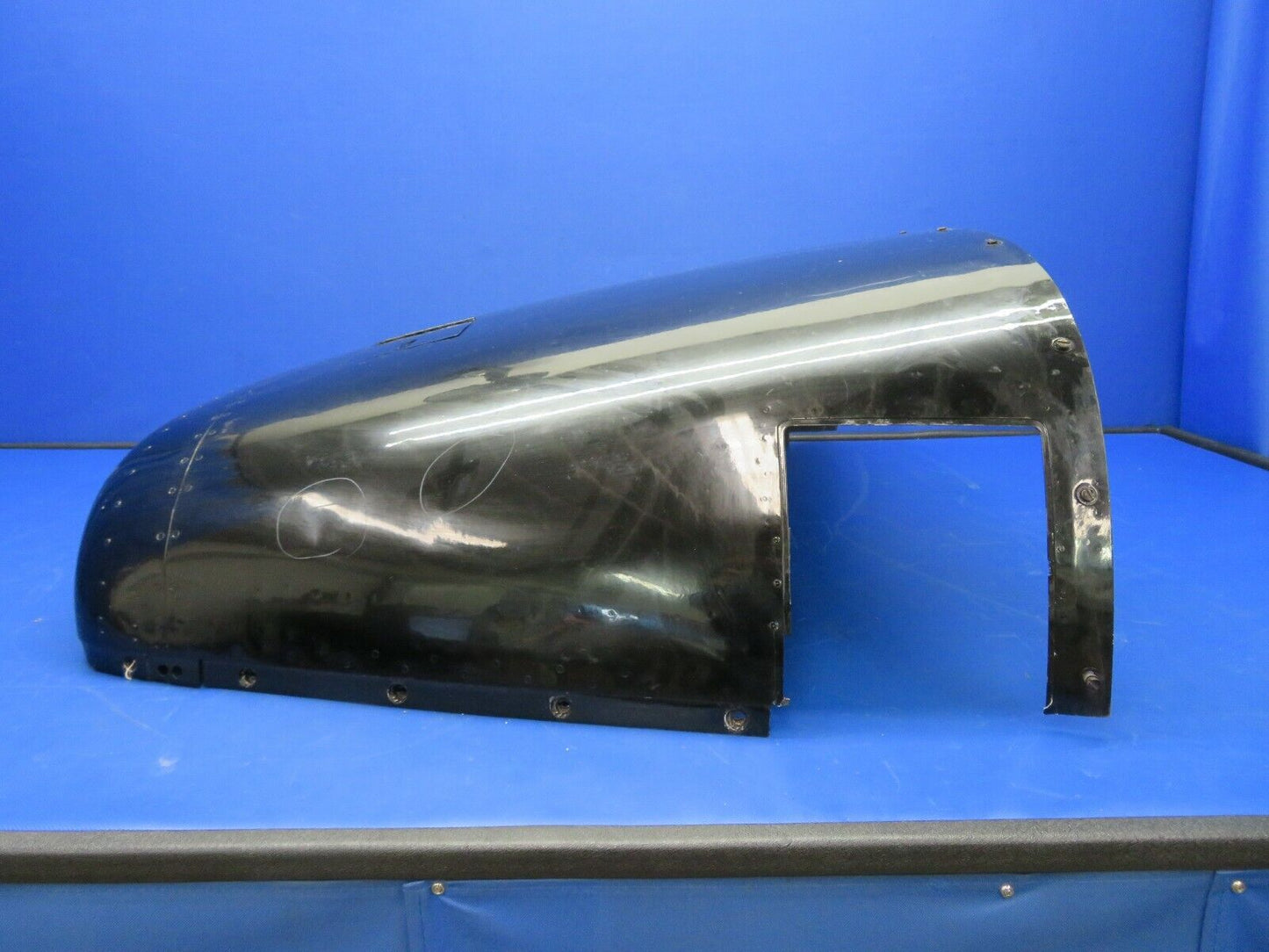 Cessna 182D Top Cowling P/N 0752031-27 WEU 0752031-201 (0821-795)