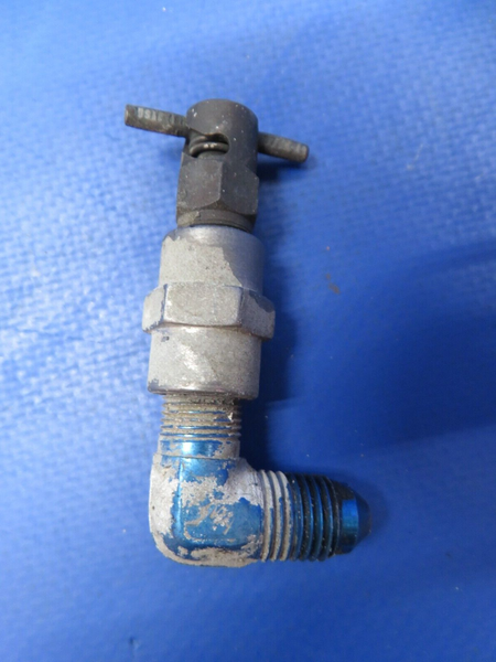 Beech Baron Fuel Drain Couplers w/ CCA-4850 Drain Valves LOT OF 6 (0623-394)