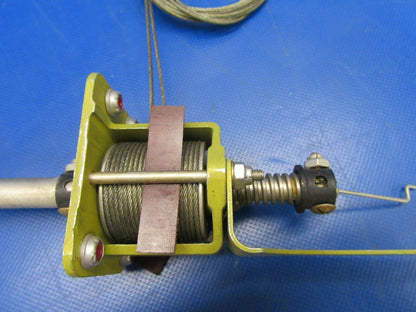 Piper Navajo Screw Assy Aileron Trim Tab RH P/N 41863-000 NOS (0419-449)