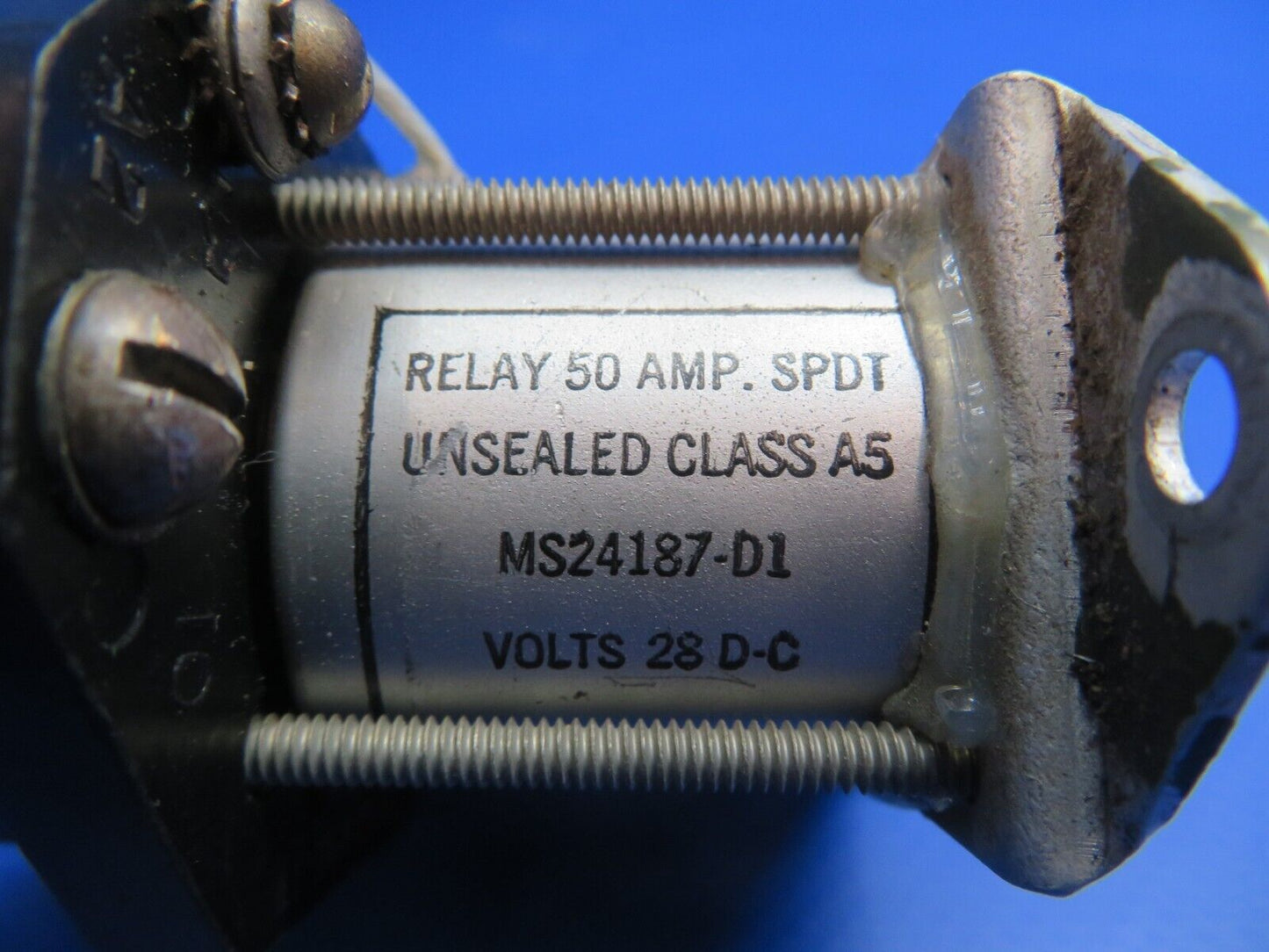 Cutler Hammer Relay 50 Amp 28 Volt P/N MS24187-D1  (0922-923)