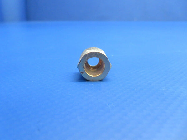 Beech Engine Control Bushing Nut P/N 101-940000-11 NOS (0922-978)