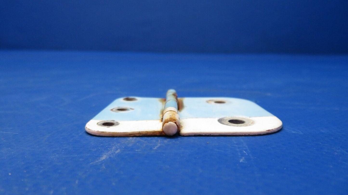 Cessna 150 / 150F Middle Door Hinge Bracket P/N 0411579-9 (0523-838)