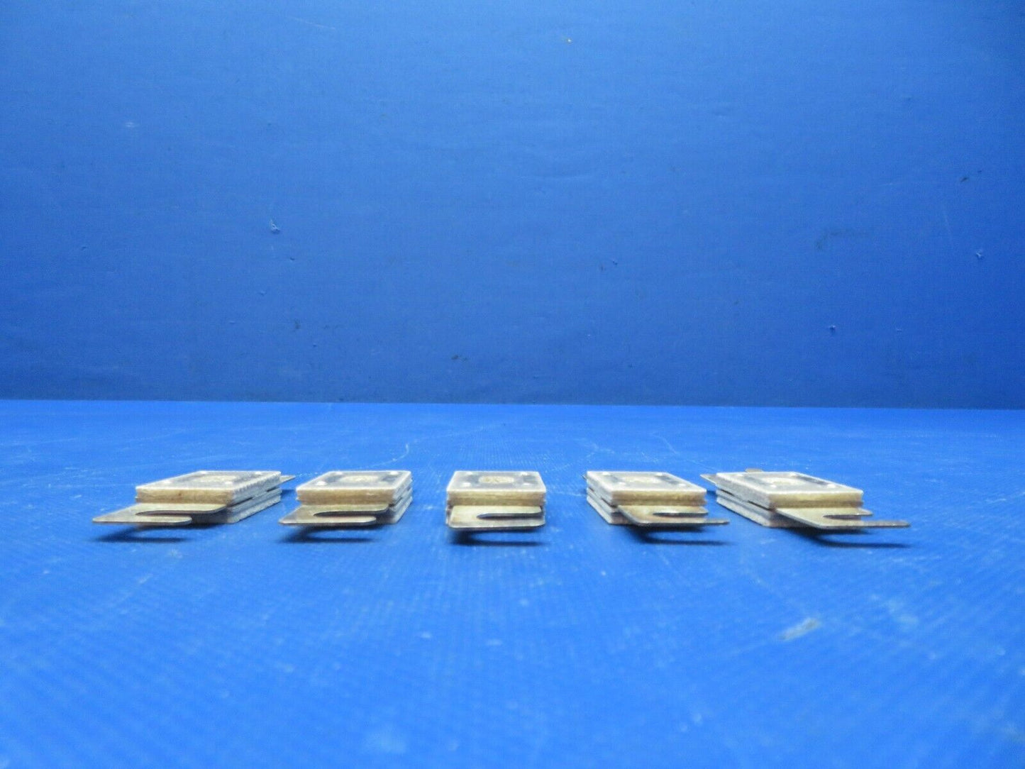 Bussman Current Limiter P/N ANL-200 LOT OF 5 NOS (0224-313)