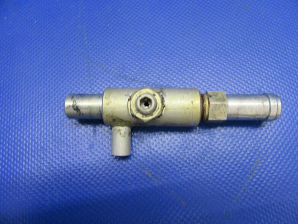 Beech A23A Musketeer Vacuum Adapter Body P/N 11654-2 (0621-501)