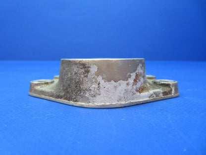 Cessna 401 Retainer Nose Gear For 1.19 Diameter Lug P/N 0842007-2 (0523-952)