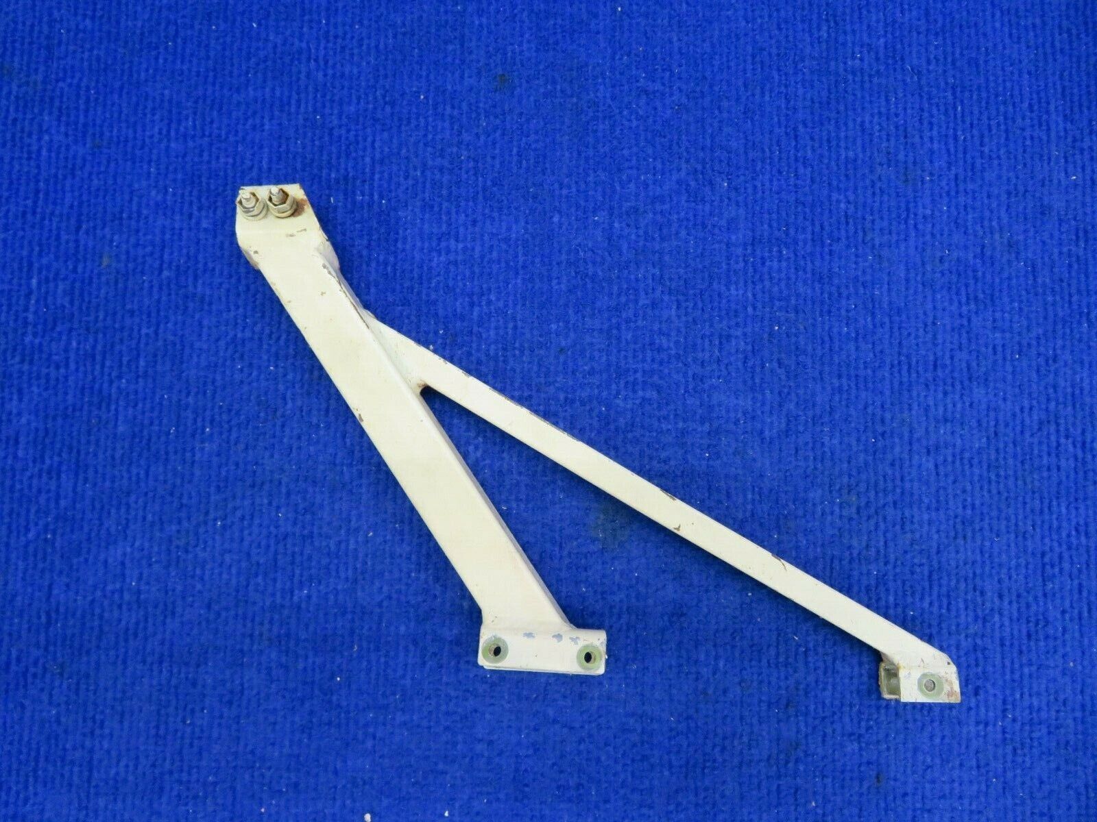 1964 Beech 95-B55 Baron Rear Seat LH Leg P/N 96-534014-47 (0522-520)