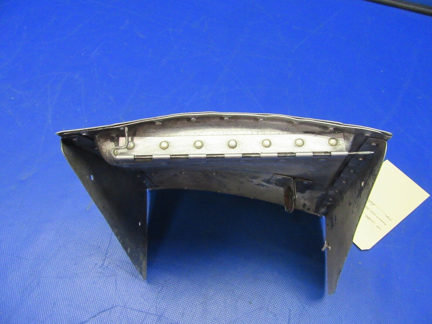 Cessna 210 / T210N Cowl Flap LH P/N 1213261-222 (1021-338)