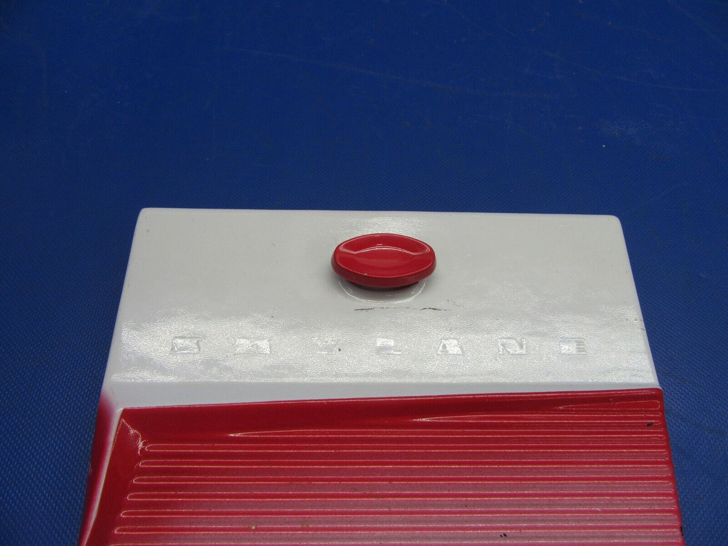 Cessna 182D Glove Box Assembly P/N 0713514-1, 0713514-10-279 (0821-427)