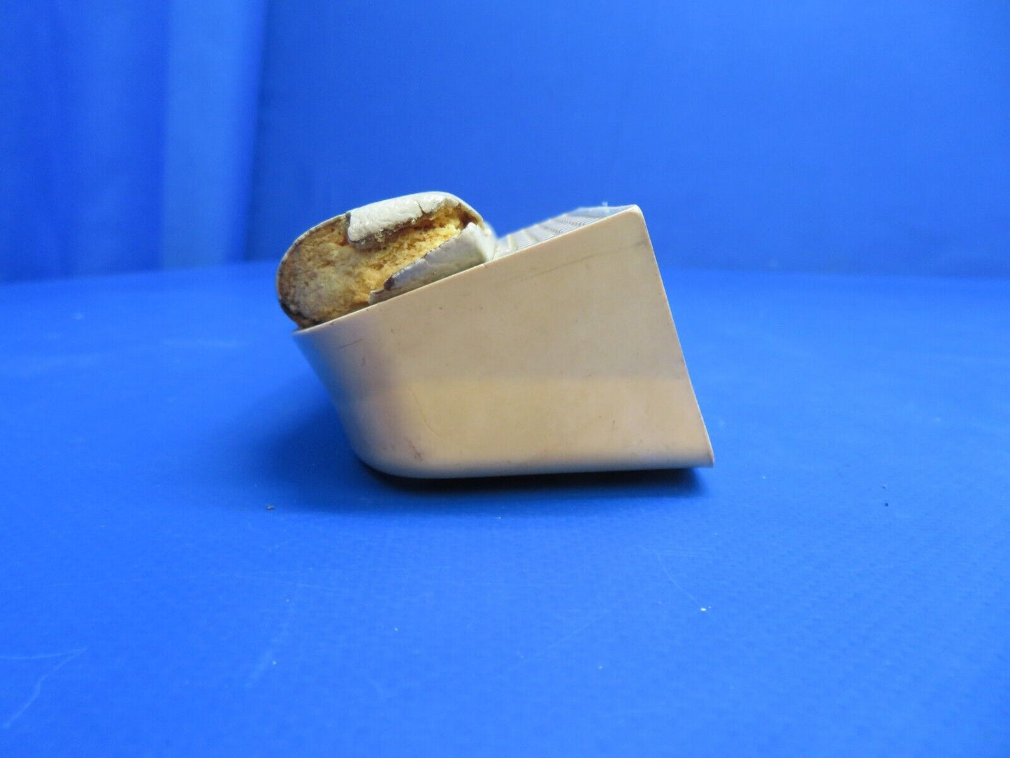 Cessna 172 / 172E Armrest Assy LH / RH Cabin Door P/N 1414082-7 (0223-604)