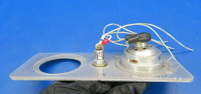 Beech Baron E-55 Face Plate Light Assy Wemac 58-530104-1, 2562 (0120-81)