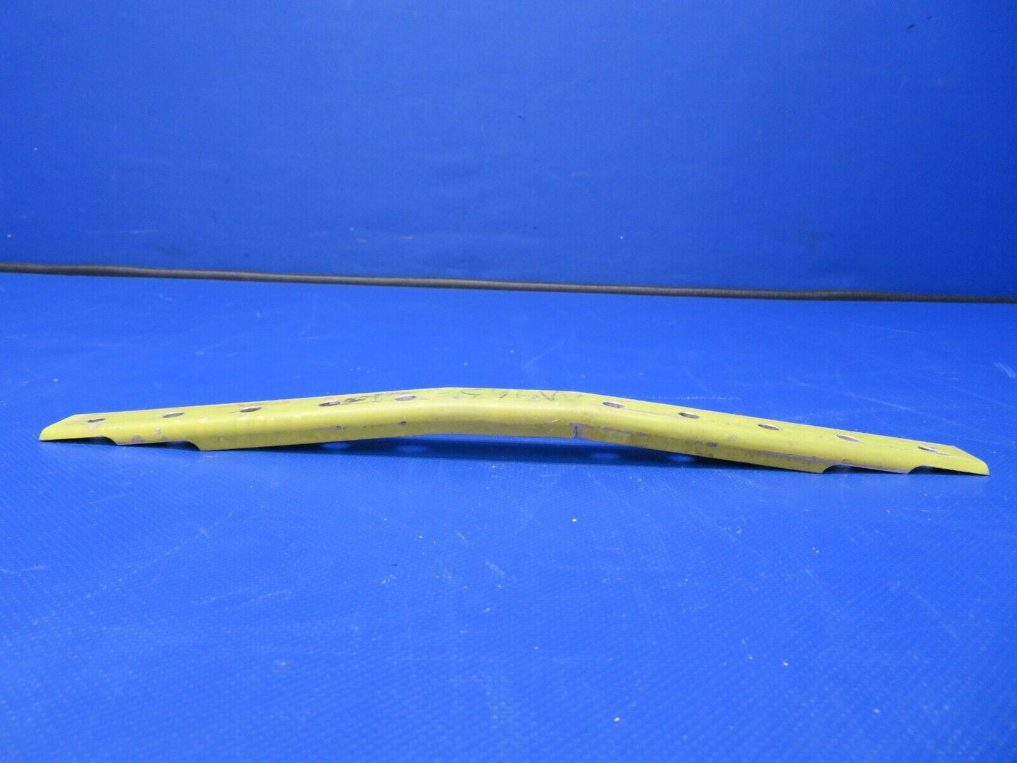 Beech A23A Musketeer Fitting Lower Splice Cap AFT P/N 169-110019 (0621-867)