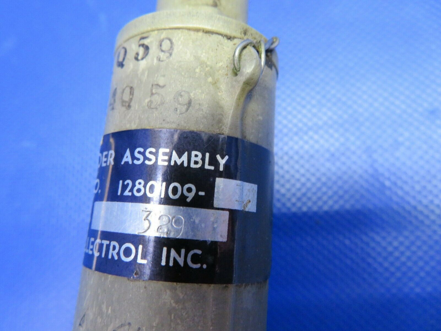 1960 Cessna 210 Electoral Gear Downlock Actuator P/N 1280109-1 (0321-107)
