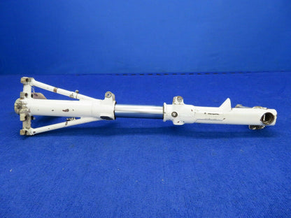 1956 Cessna 310 Main Landing Gear LH P/N 0841000-97 (0422-77)
