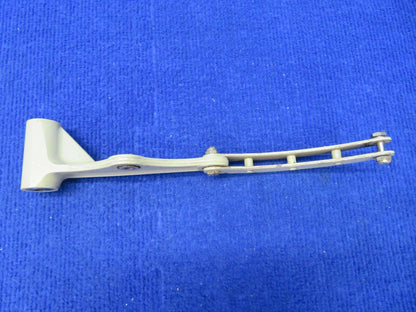 Cessna 310 Bellcrank Rocker Arm Assy Main Gear w/ Link P/N 0841104-4 (0422-428)