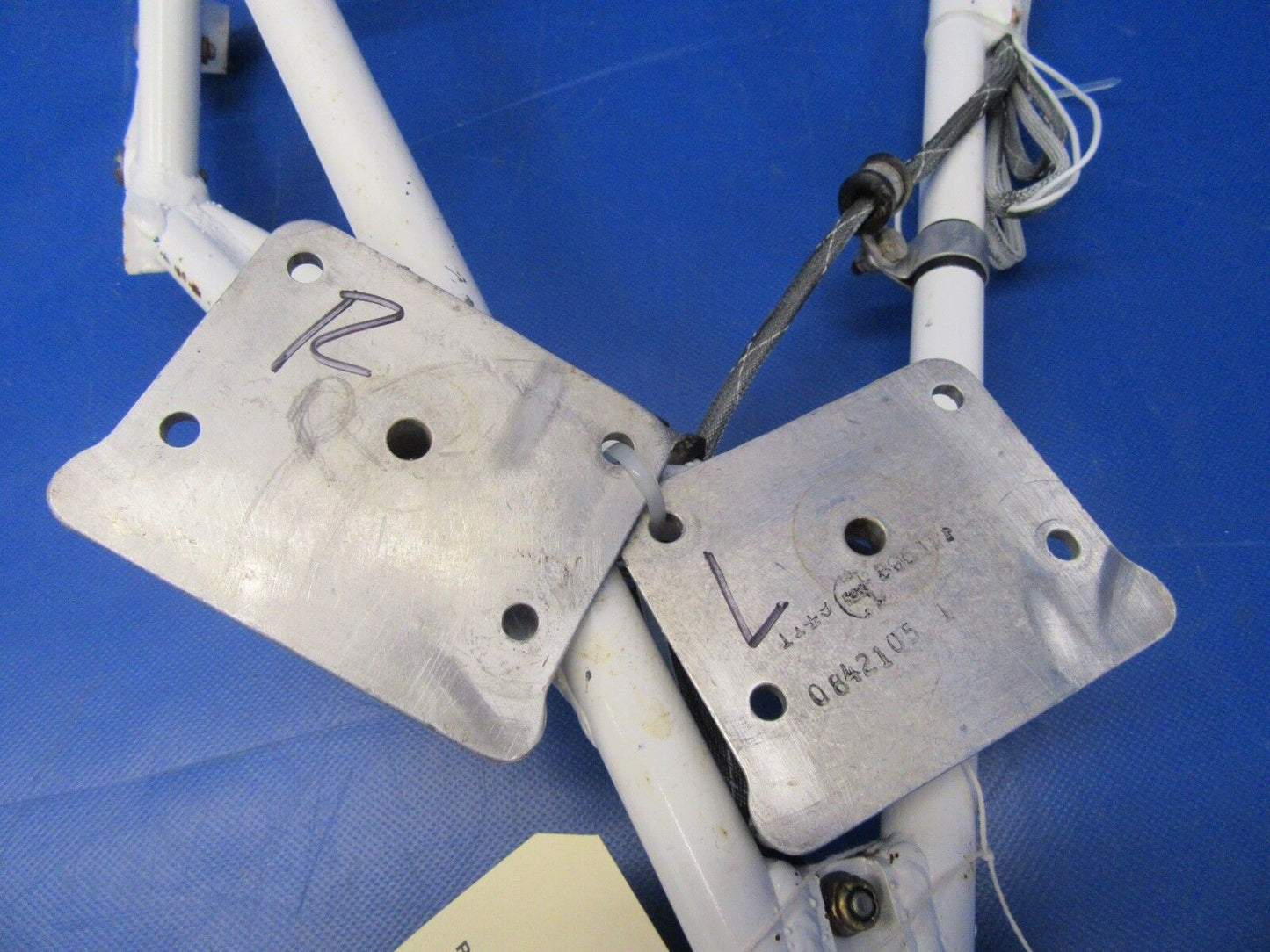 1956 Cessna 310 Nose Gear Truss Drag Brace & Link 0842000-3, 0842000-4 (1118-97)