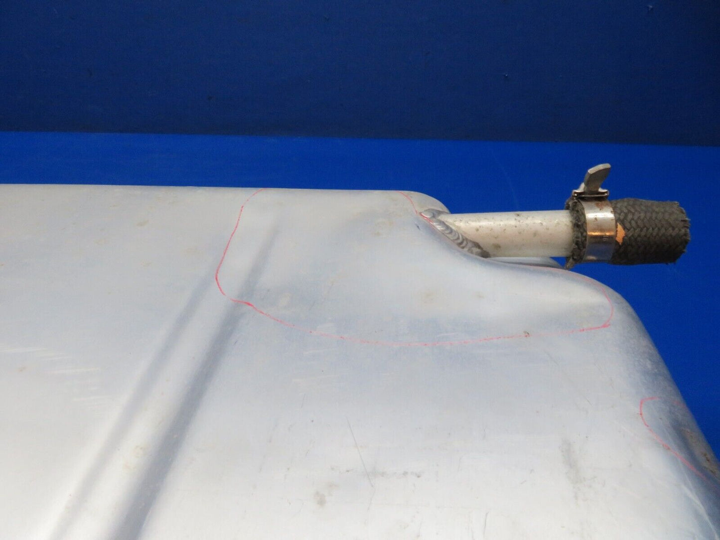 Cessna 337 / 337E LH OTBD Main Fuel Tank Assy P/N 1516120-3 (0124-181)