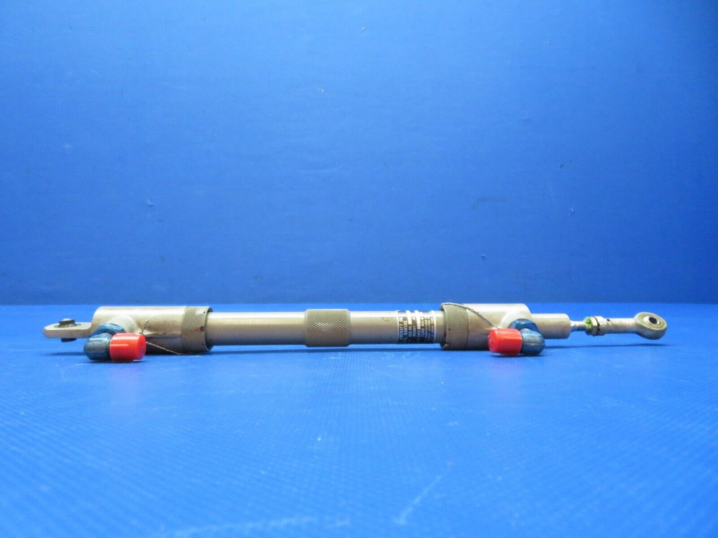 Cessna 337 / 337E Ozone Main Gear Door Actuator P/N 1542067-1 (1223-336)