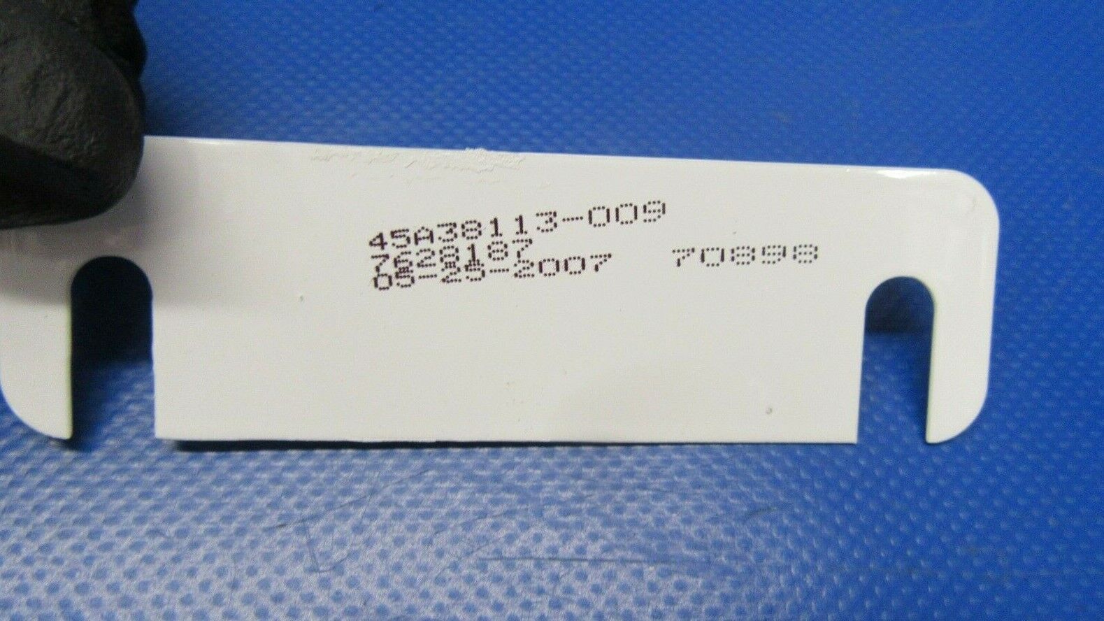 Beech Plate Damper Main Landing Gear 45A3811-009 NOS (0419-493)