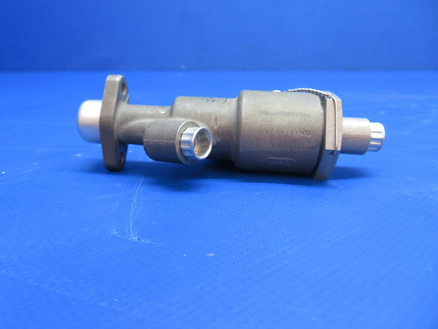 Fuel Pressure Valve P/N 99027-37-D401850, 37C301819G001 NOS (0922-742)