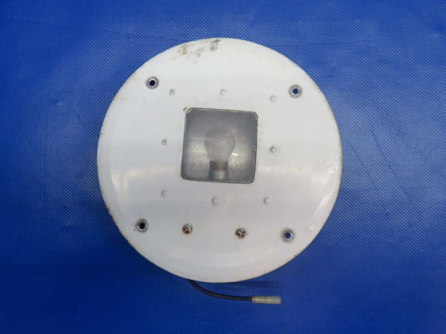 Cessna 210 Courtesy Light RH & LH, Insp. Panels P/N 1270432-2 LOT (0124-1032)
