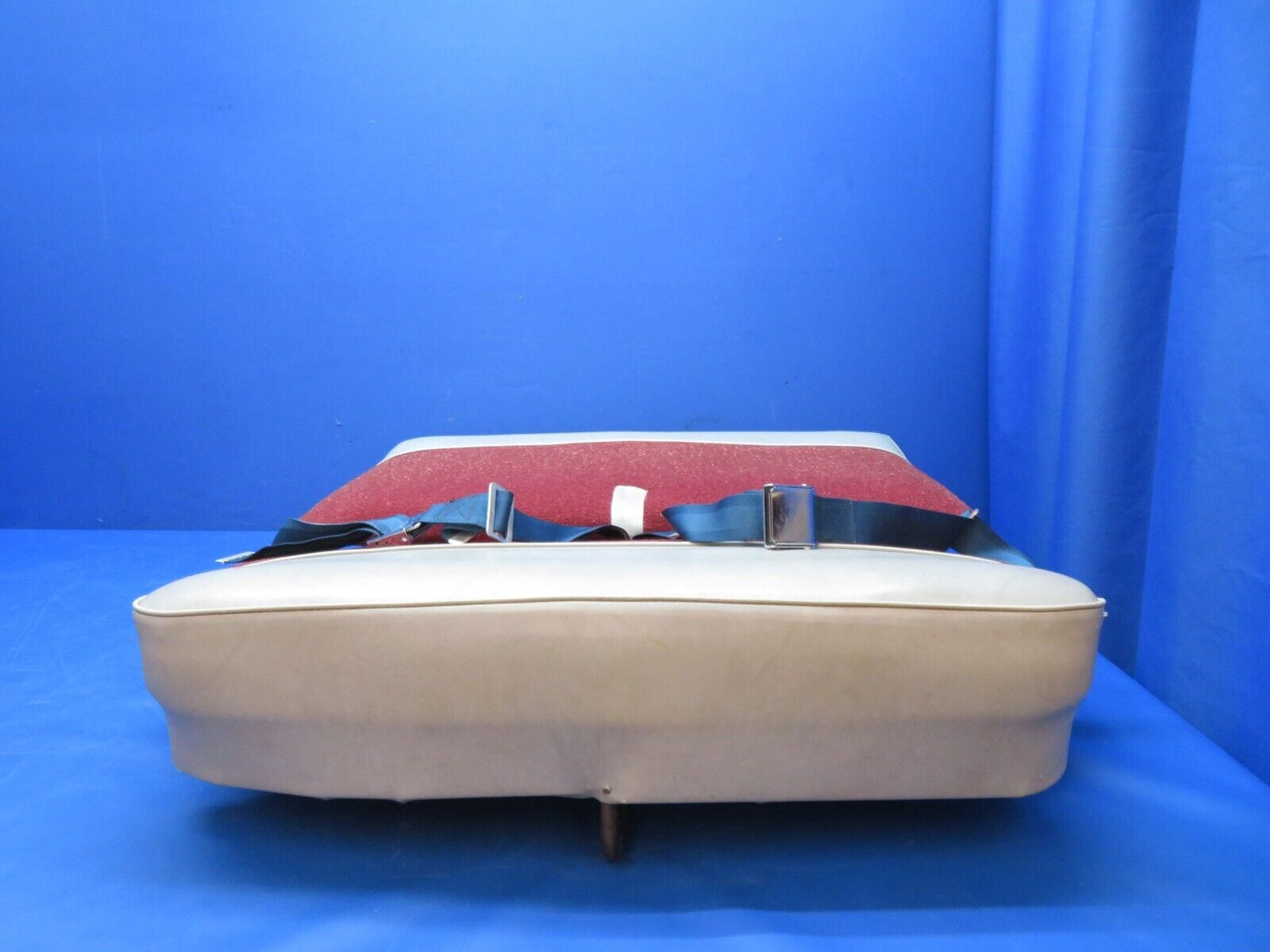 Early Cessna 172 Rear Bench Seat Assy w/ Seat belts P/N 0500103-74 (0823-459)