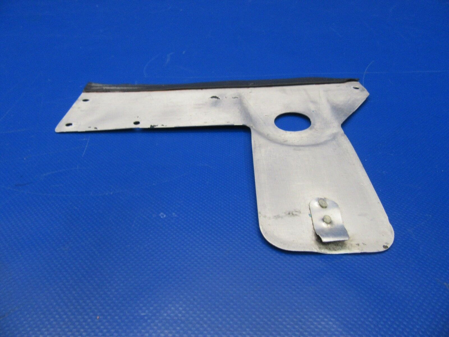 Beech Baron Cover Assy Jack Pad LH P/N 000-100100-1 (1217-88)