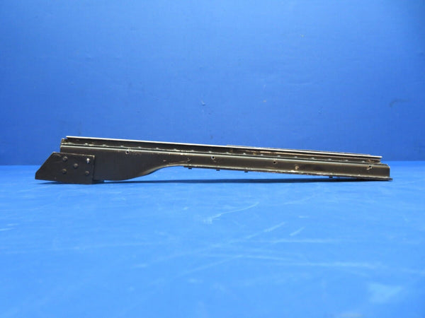 Cessna 310 / 310Q RH Seat Track Assy INBD & OTBD P/N 0812987-6 (0823-685)