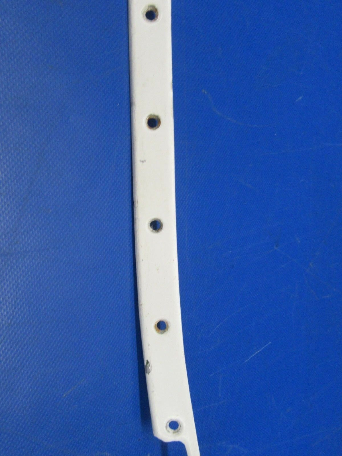 Beech Baron 95-B55 Strip Retainer Cabin P/N 50-534033-179 (1118-61)