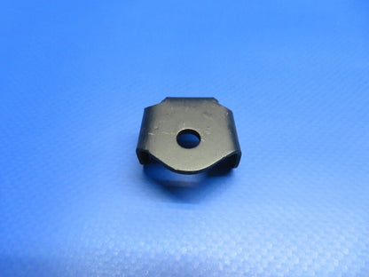 Piper Bracket - Elevator Hinge P/N 49758-002 NOS (0922-581)
