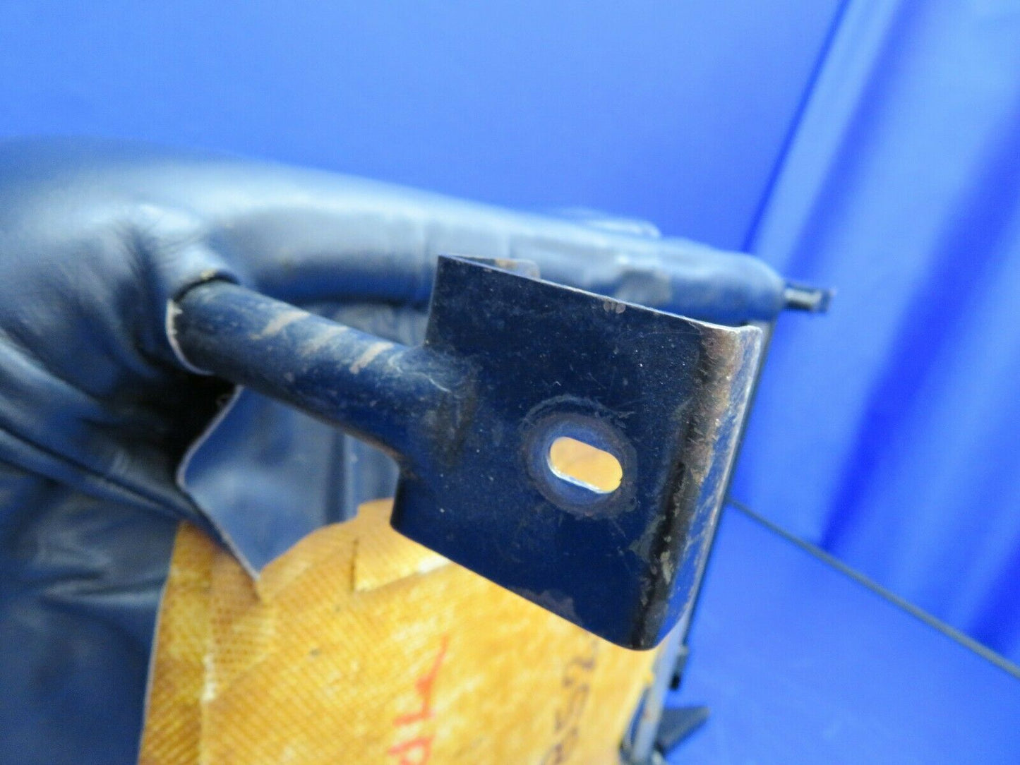 Piper PA-32RT-300 Lance Seat LH Center AFT Facing #3 P/N 37799-10 (0521-791)