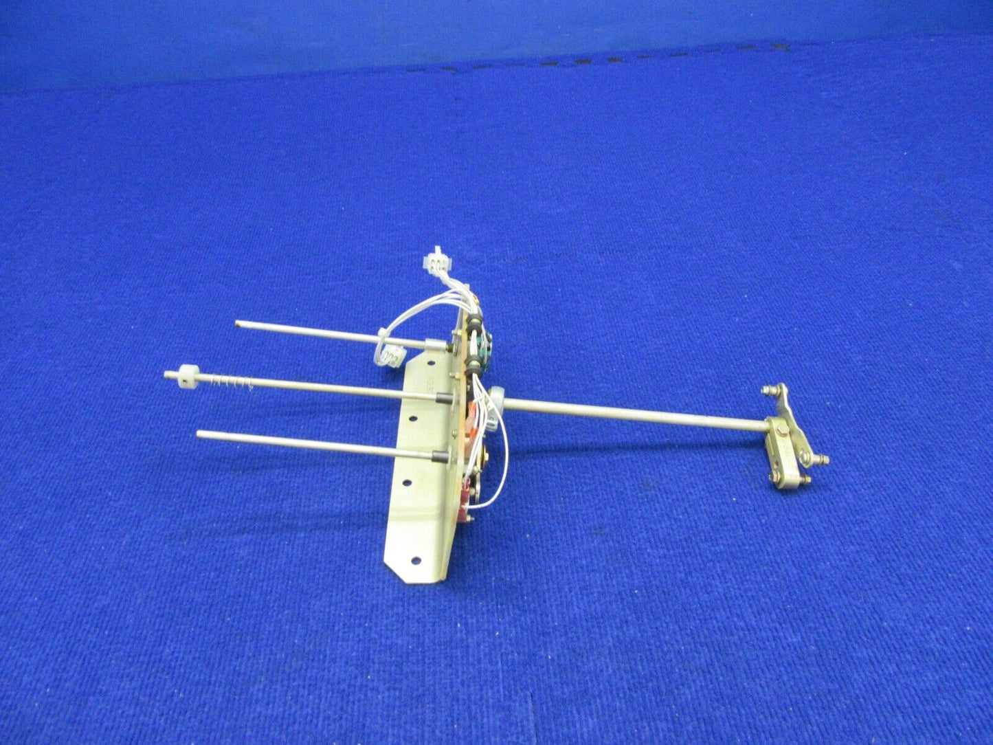 Cirrus SR-22 Cabin Air Control Assy w/o Fan P/N 17427-002, 21662-002 (1221-569)