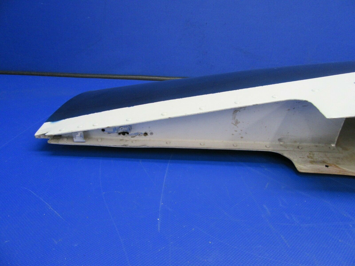 Cessna 210 / P210N Wing Tip LH P/N 1221111-203 (0721-547)