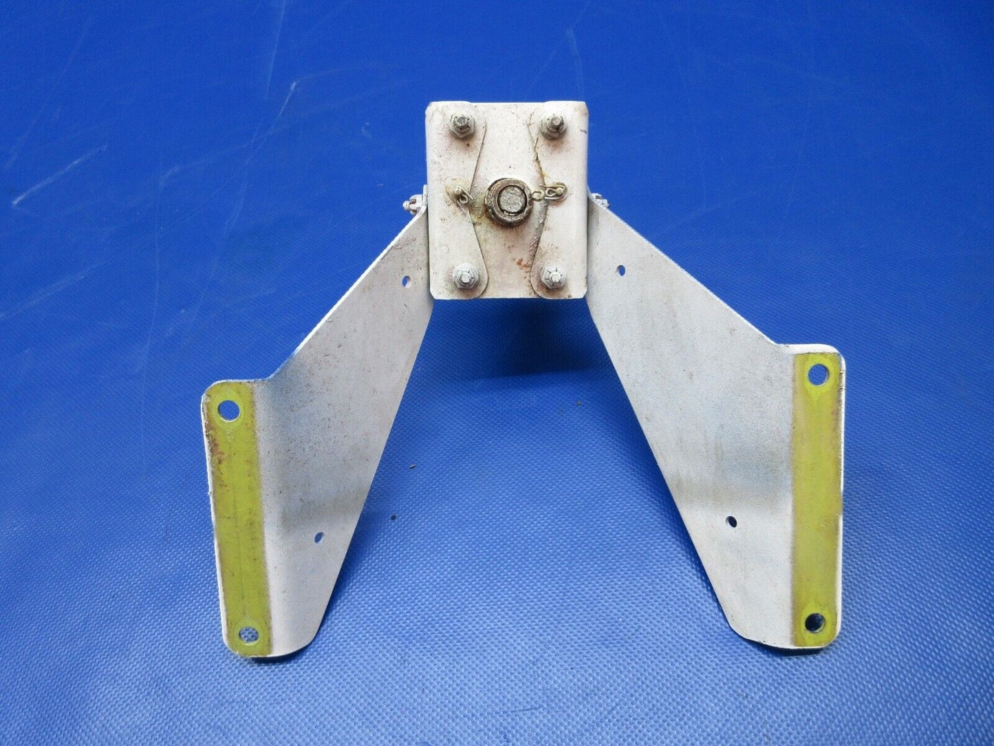 Piper Stabilator Trim Tab Screw & Stop Assy w/ Clips P/N 756-217 (1223-1447)