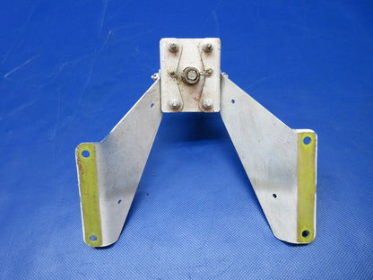 Piper Stabilator Trim Tab Screw & Stop Assy w/ Clips P/N 756-217 (1223-1447)