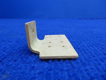 Beechcraft Angle P/N 50-980002-583 NOS (0622-696)