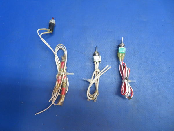 Piper Aerostar 602P Toggle Switch: C&K, Alco, Eaton P/N 7103 LOT OF 9 (0123-973)
