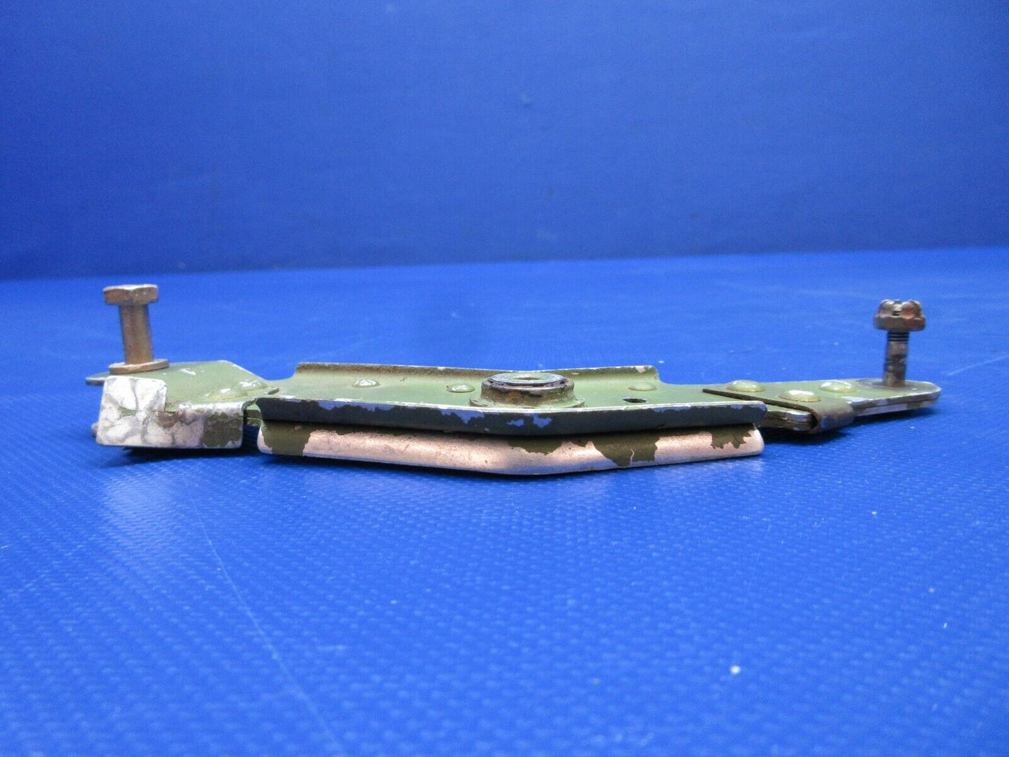 Cessna 337 / 337E Rudder Bellcrank Assy P/N 1432001-1 (1223-1468)